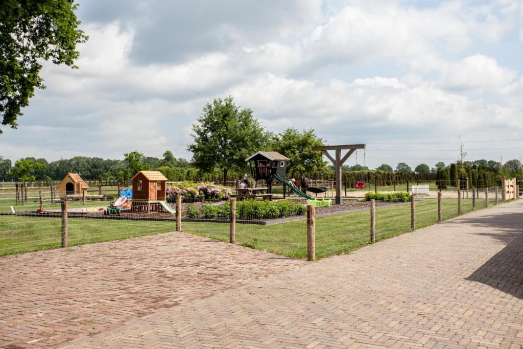 De Wijnlodge Kootwijkerbroek ภายนอก รูปภาพ